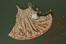 Load image into Gallery viewer, Cami Tunic Twirl