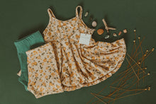 Load image into Gallery viewer, Cami Tunic Twirl
