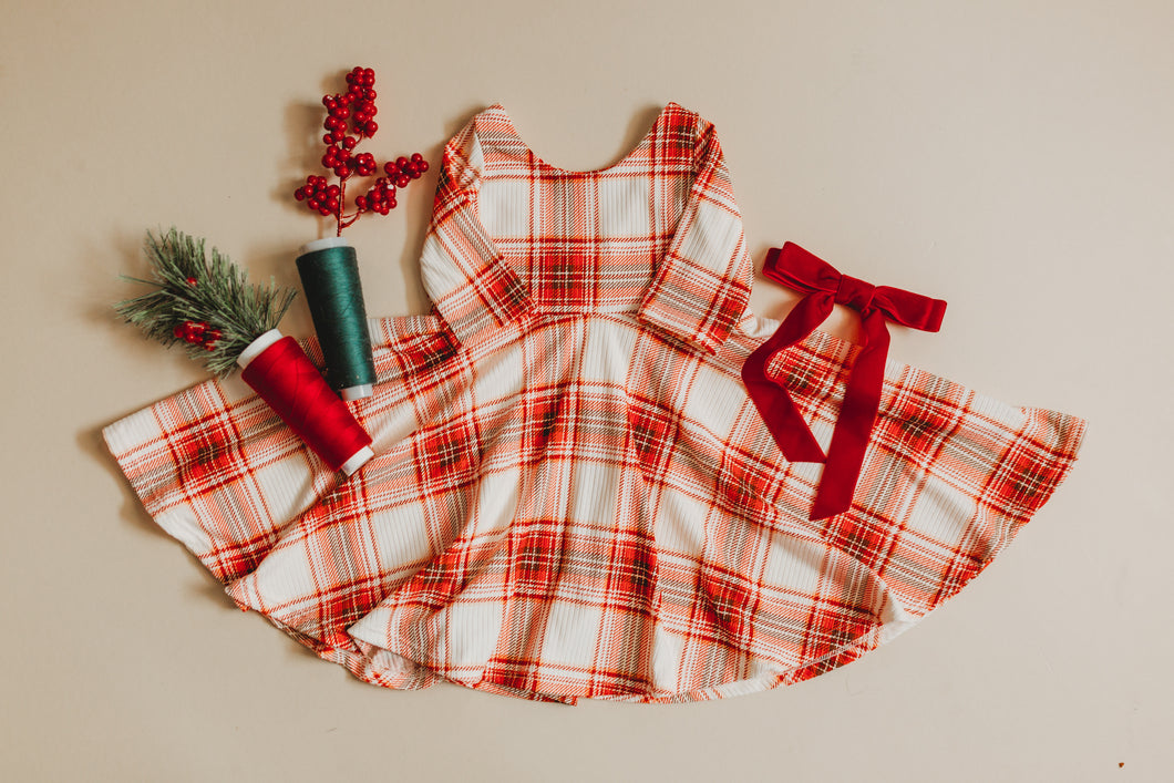 Sarai Dress in Merry