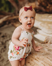 Load image into Gallery viewer, Shortie Stella in Vintage Peony
