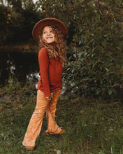 Load image into Gallery viewer, Bells in Cardamom