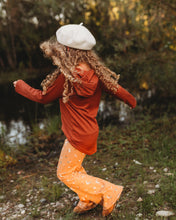 Load image into Gallery viewer, Bells in Cardamom